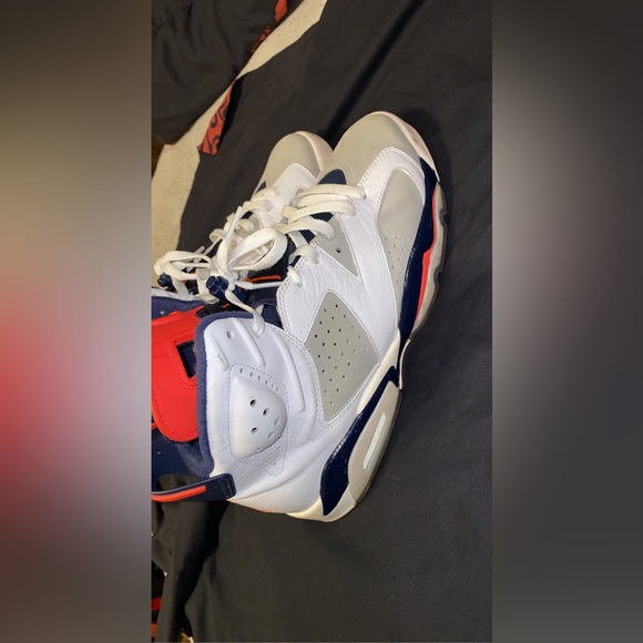 Jordan 6 Tinker Sz10 and Nike Foamposite Pure Platinum Sz9.5 - Picture 2 of 4